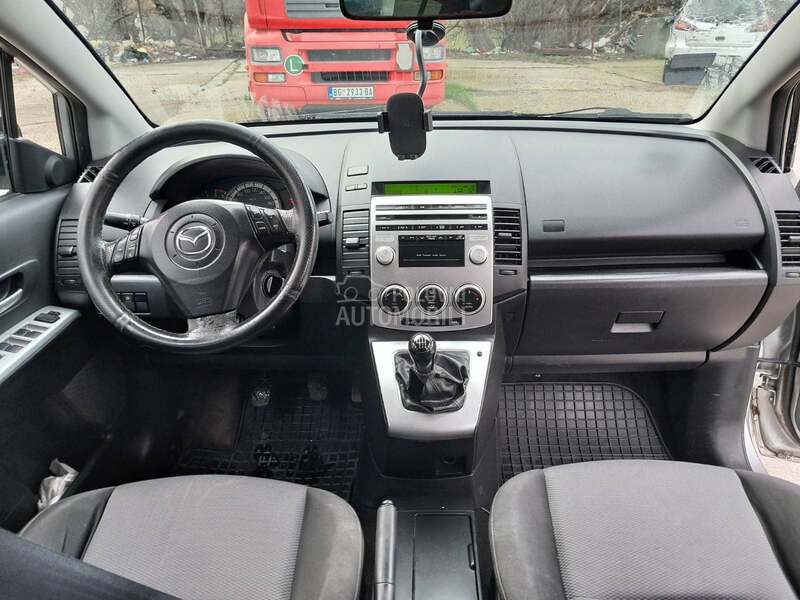 Mazda 5 