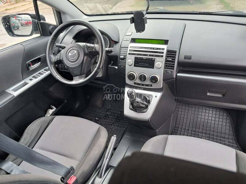 Mazda 5 