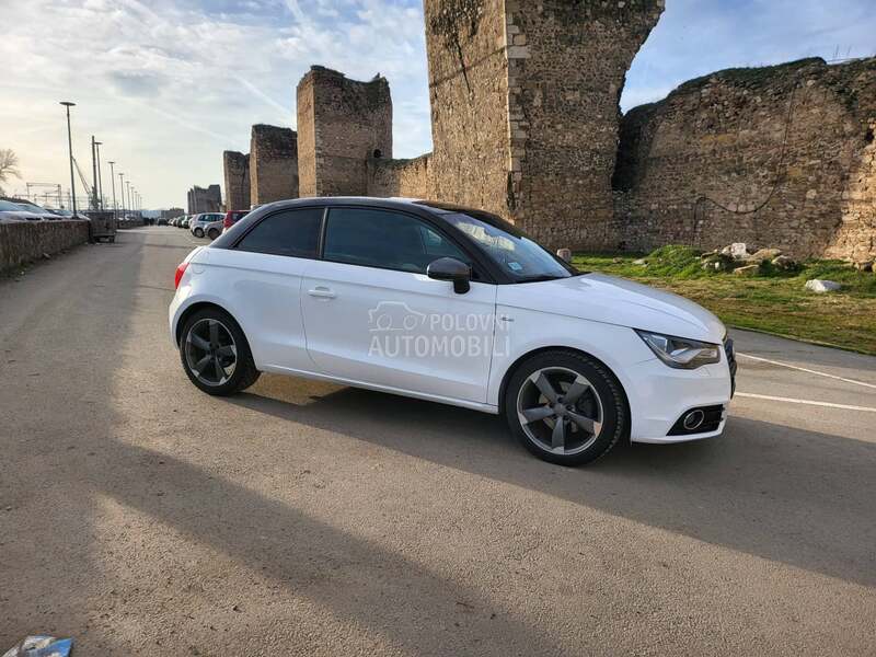 Audi A1 