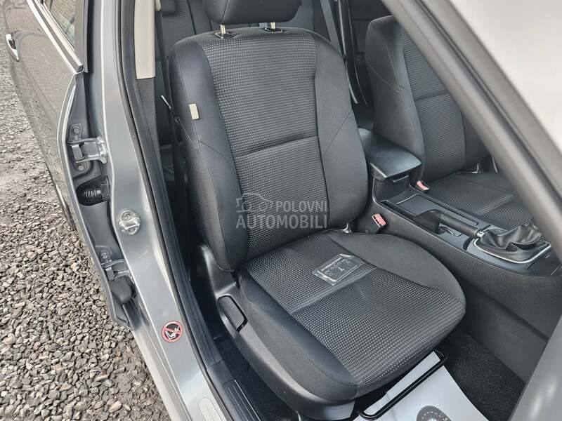 Mazda 3 1.6BEN REST TOOP