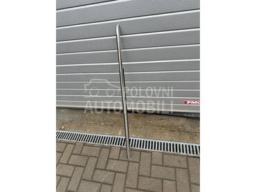 Lajsna do prozora na vratima za Audi Q5 od 2008. do 2016. god.