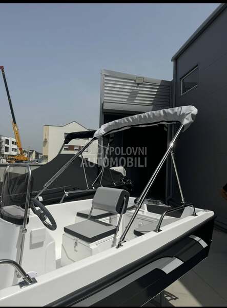 Manta Ray 420,honda 40ks,prikolica