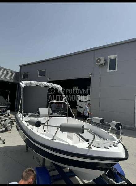 Manta Ray 420,honda 40ks,prikolica