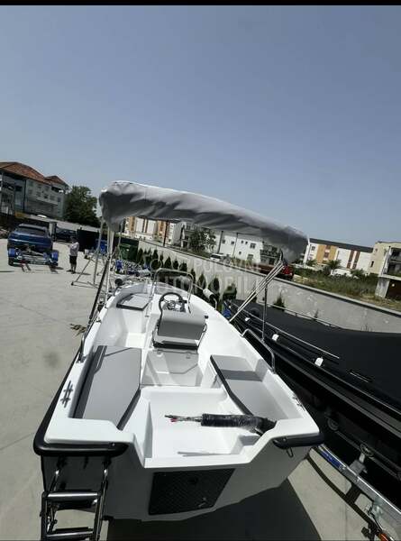 Manta Ray 420,honda 40ks,prikolica