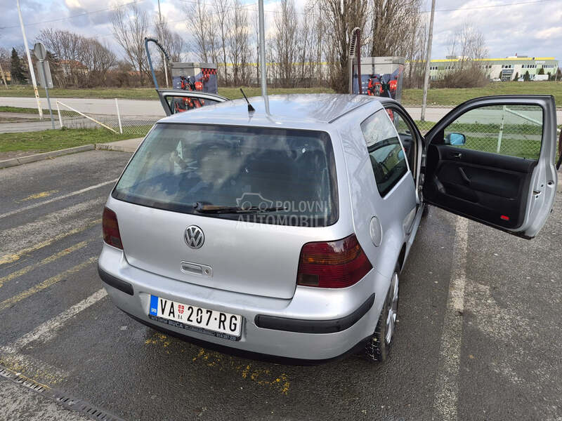 Volkswagen Golf 4 