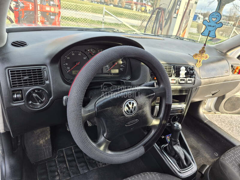 Volkswagen Golf 4 