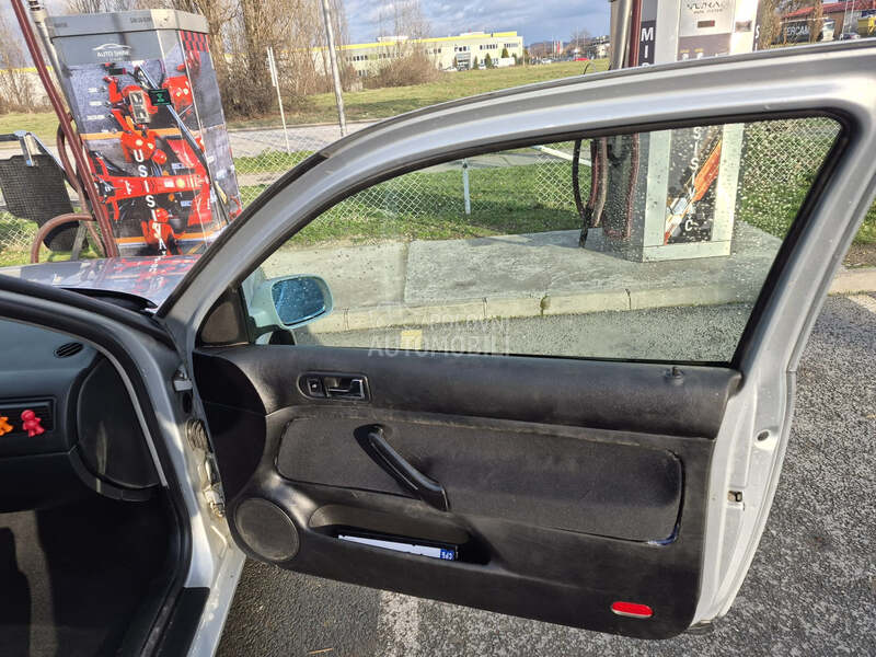 Volkswagen Golf 4 