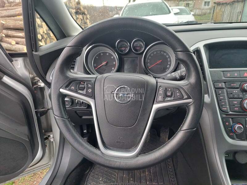 Opel Astra J 1.6cdti