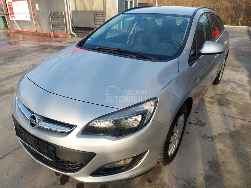 Opel Astra J 1.6cdti