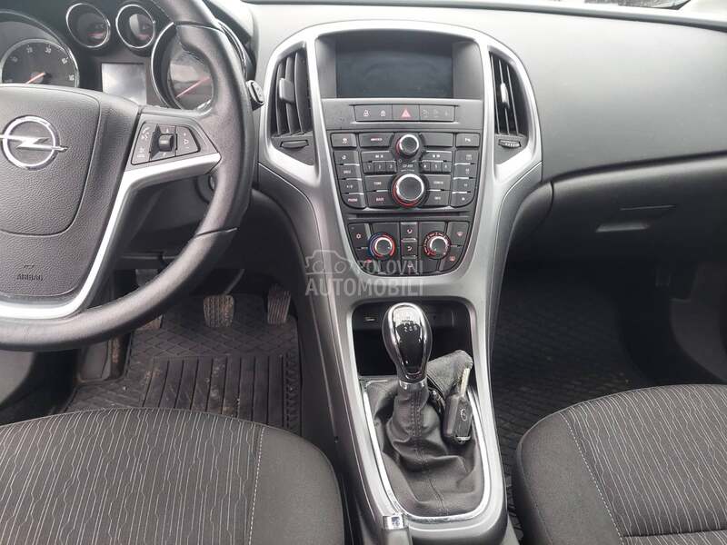 Opel Astra J 1.6cdti