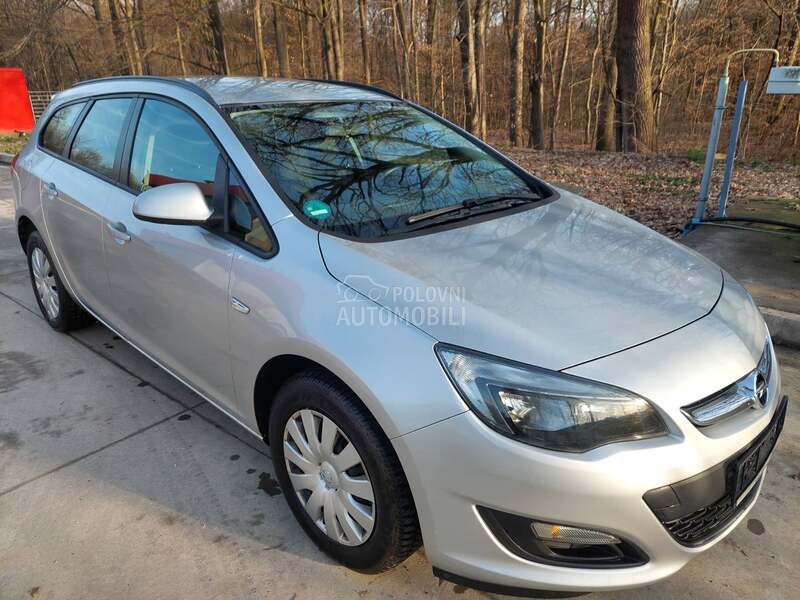 Opel Astra J 1.6cdti