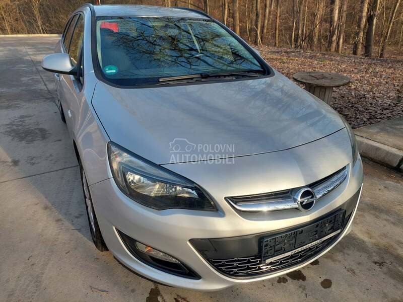 Opel Astra J 1.6cdti