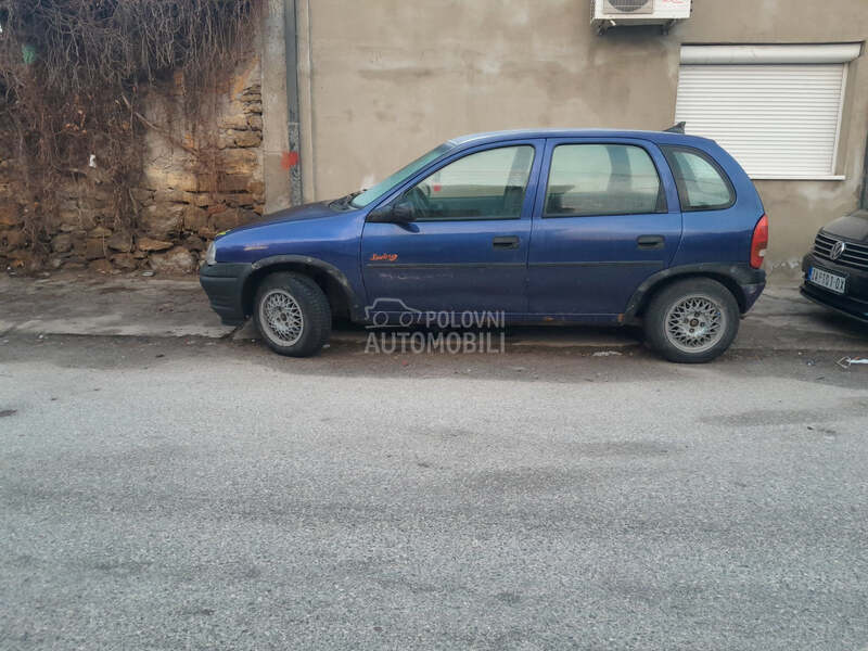Opel Corsa B 1.4