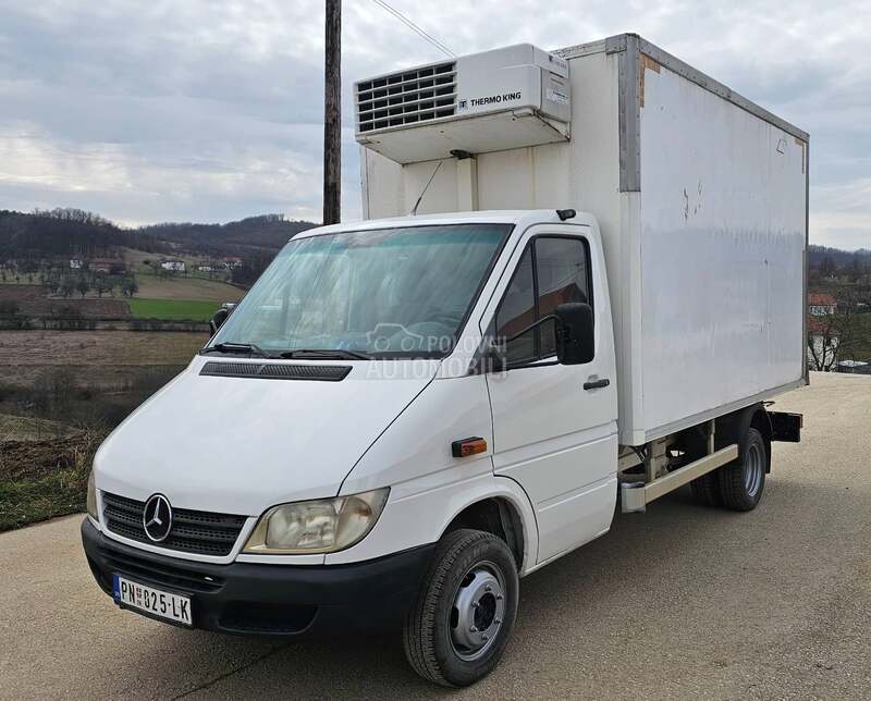 Mercedes Benz Sprinter