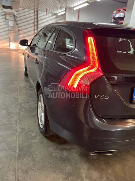Volvo V60 