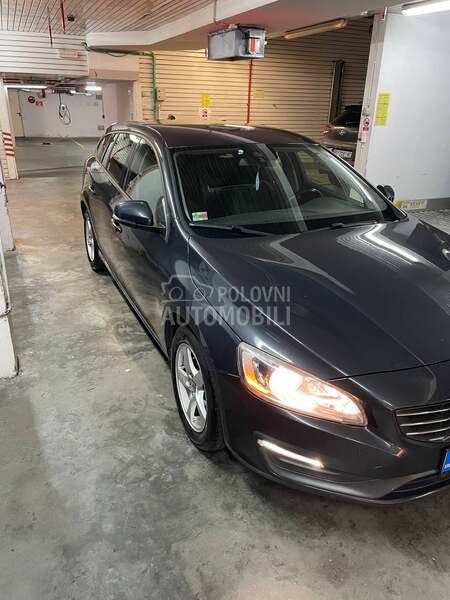 Volvo V60 