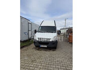 Iveco Daily 35C12V