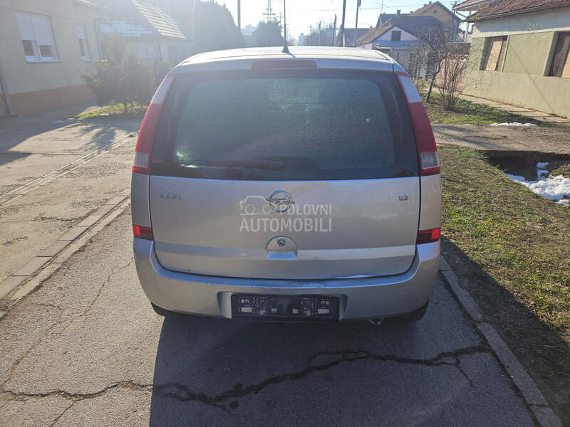 Opel Meriva 1.6 B