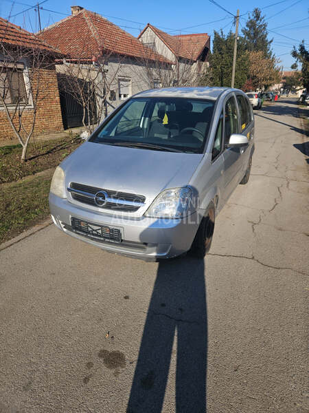 Opel Meriva 1.6 B