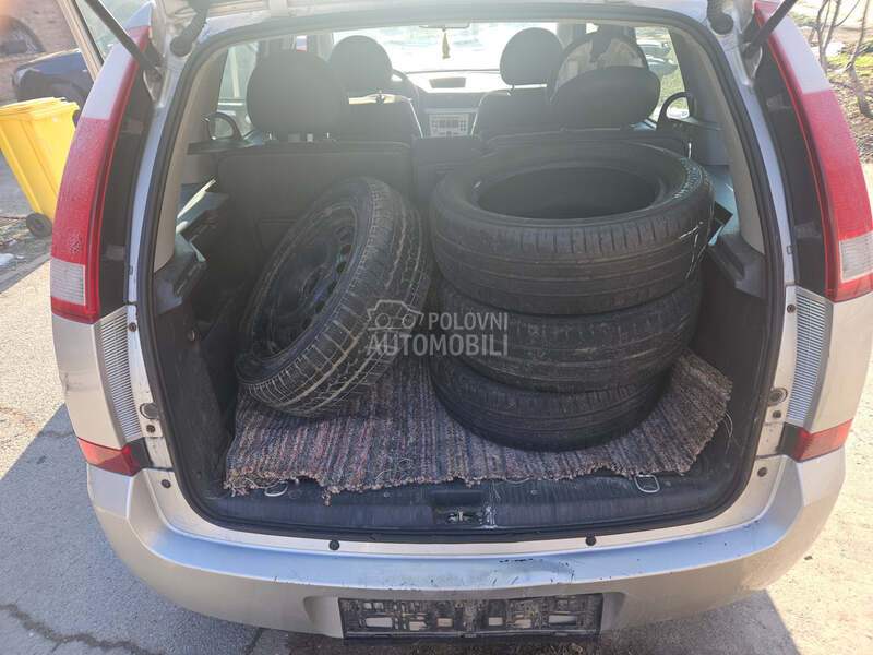 Opel Meriva 1.6 B