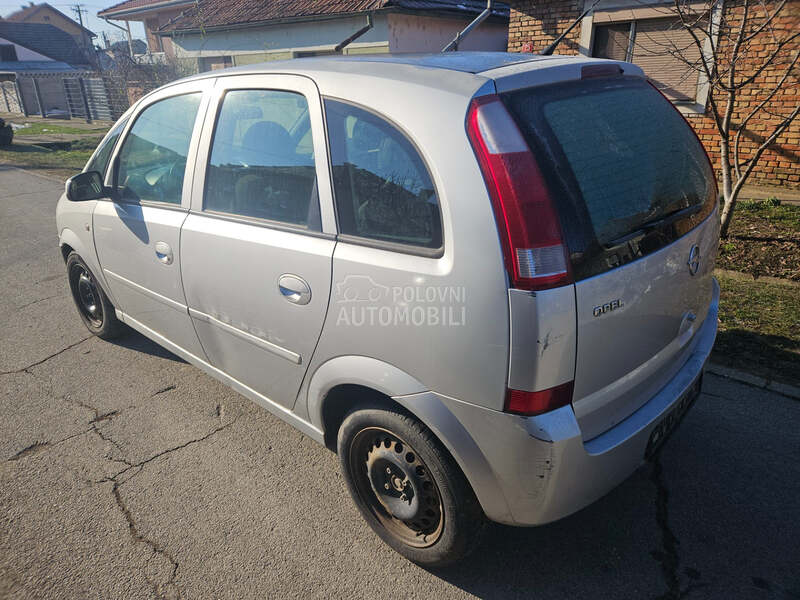 Opel Meriva 1.6 B