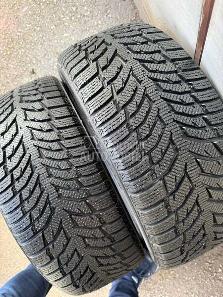 Ostalo 225/45 R18 Zimska