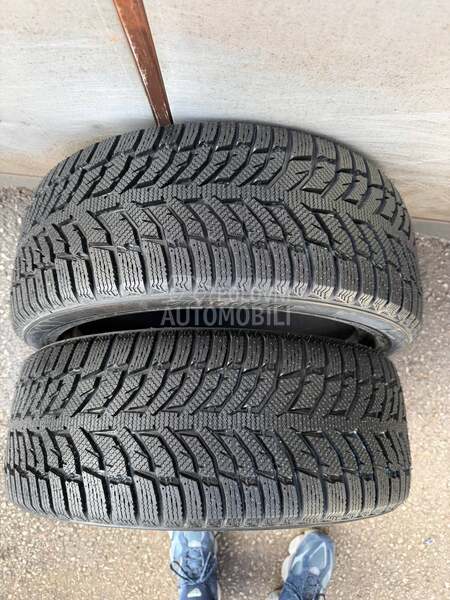 Ostalo 225/45 R18 Zimska