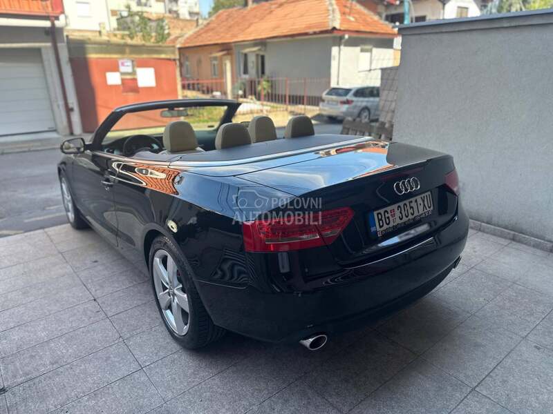 Audi A5 Salonac