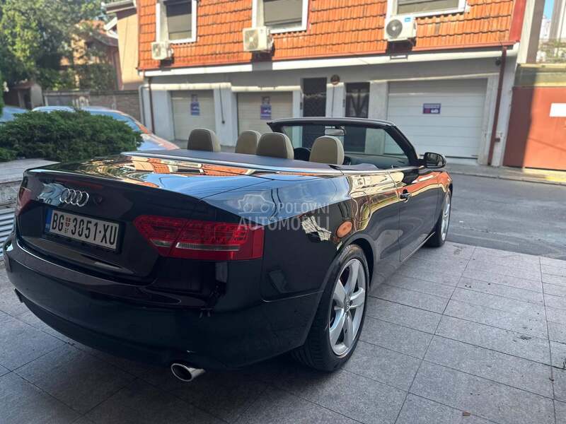 Audi A5 Salonac