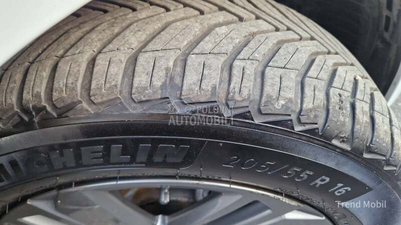 Peugeot 308 1.5  HDi active plus