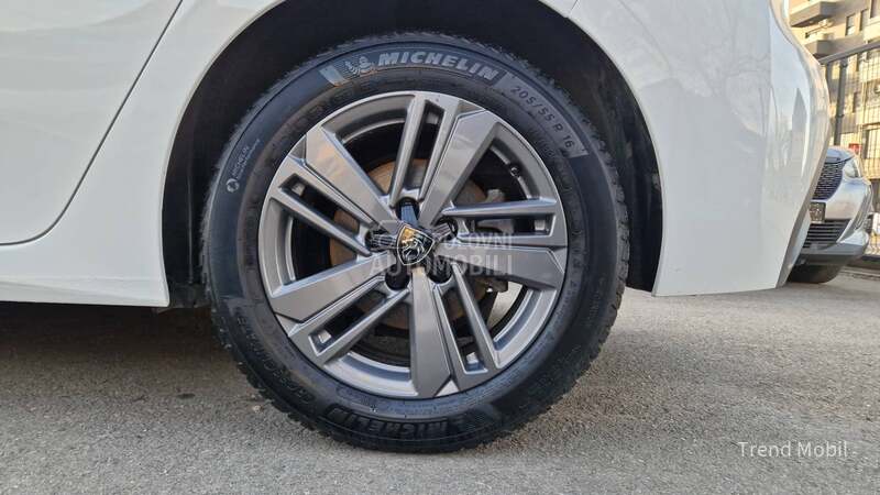 Peugeot 308 1.5  HDi active plus