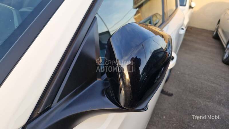 Peugeot 308 1.5  HDi active plus