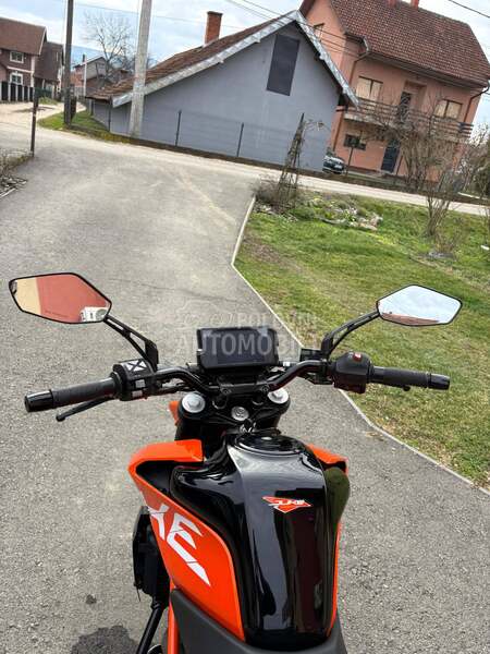 KTM Duke 390