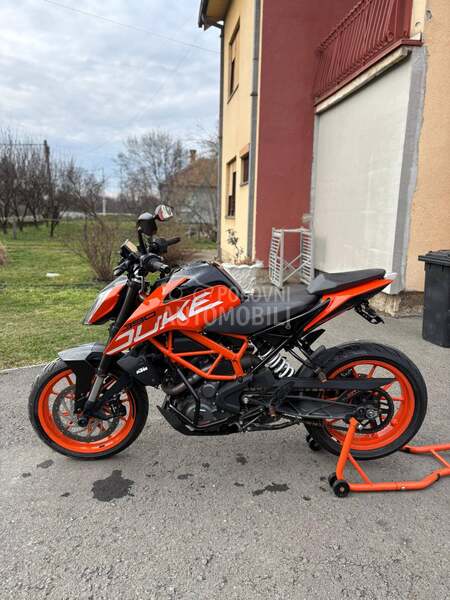 KTM Duke 390