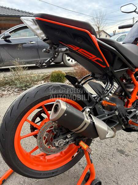 KTM Duke 390