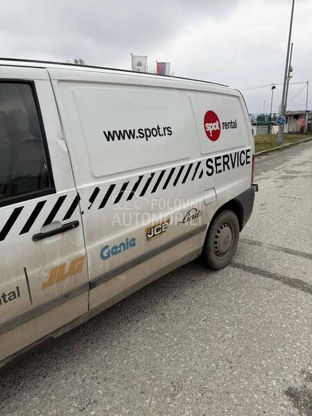 Mercedes Benz Vito 