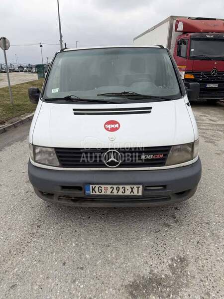 Mercedes Benz Vito 