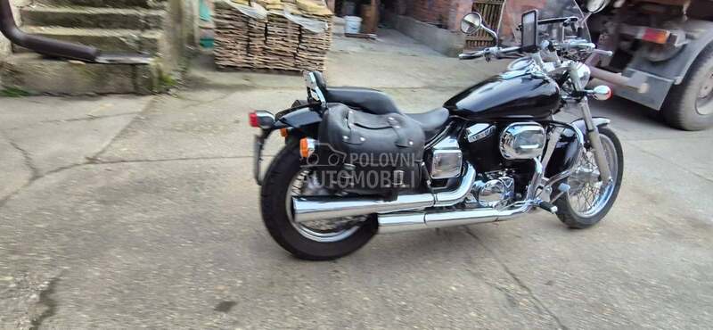 Honda VT 750 Black Widow