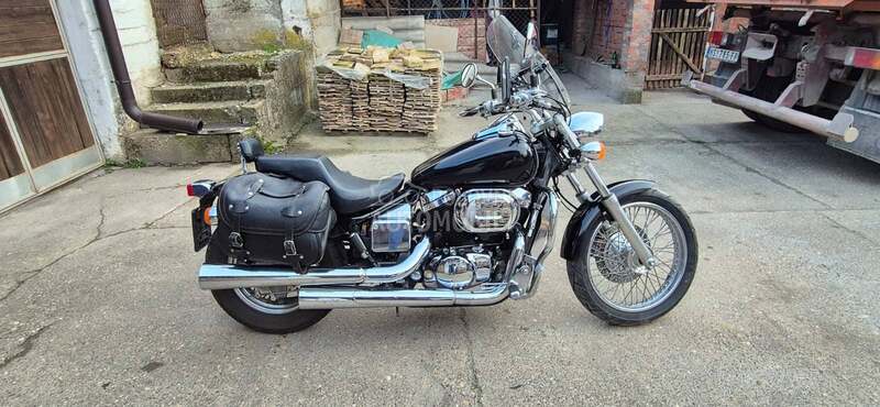 Honda VT 750 Black Widow