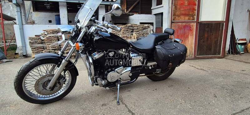 Honda VT 750 Black Widow