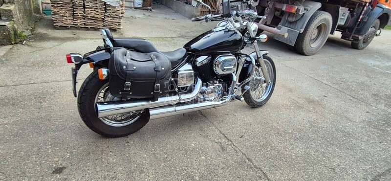 Honda VT 750 Black Widow