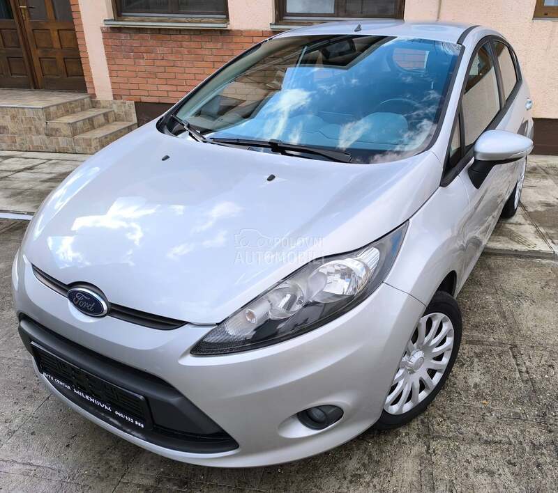 Ford Fiesta 1.4 BZ.GPL TITANIUM