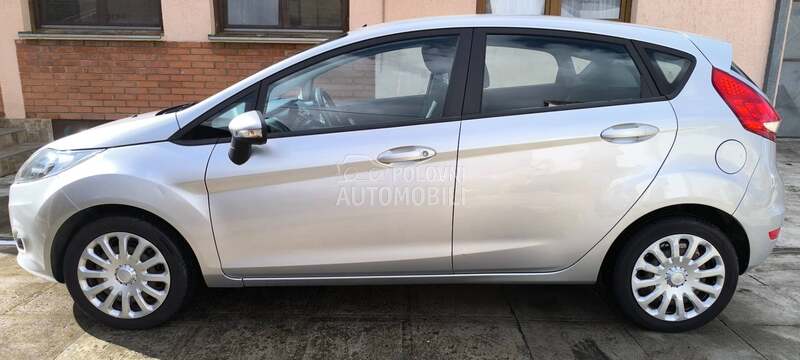 Ford Fiesta 1.4 BZ.GPL TITANIUM