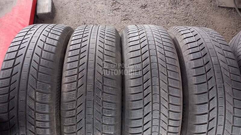 Continental 215/65 R17 Zimska