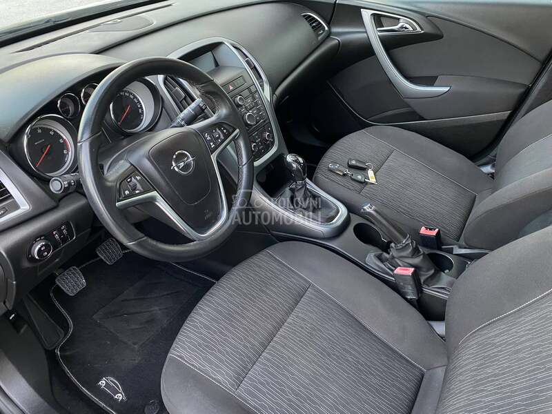Opel Astra J 1.7 cdti