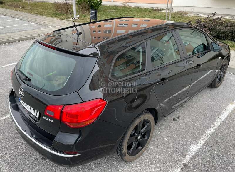 Opel Astra J 1.7 cdti