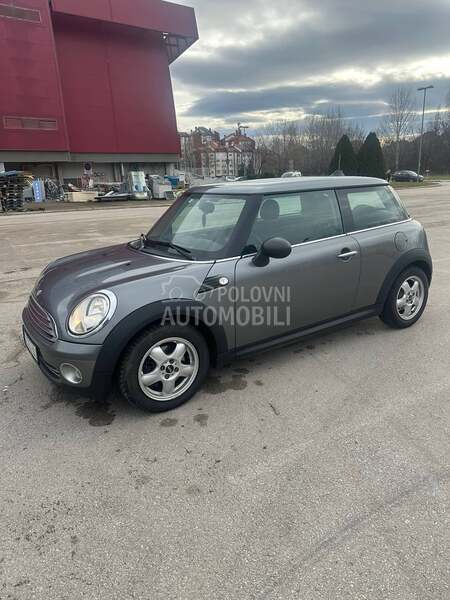 MINI One 