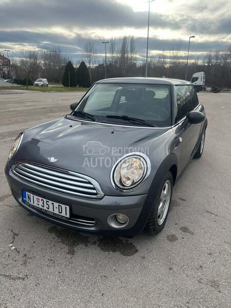 MINI One 