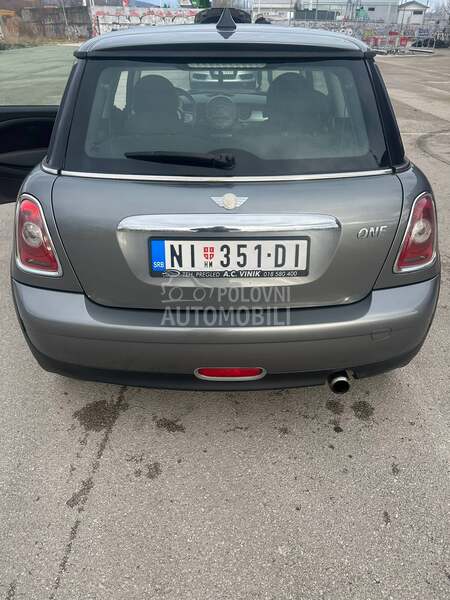MINI One 