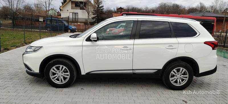 Mitsubishi Outlander 